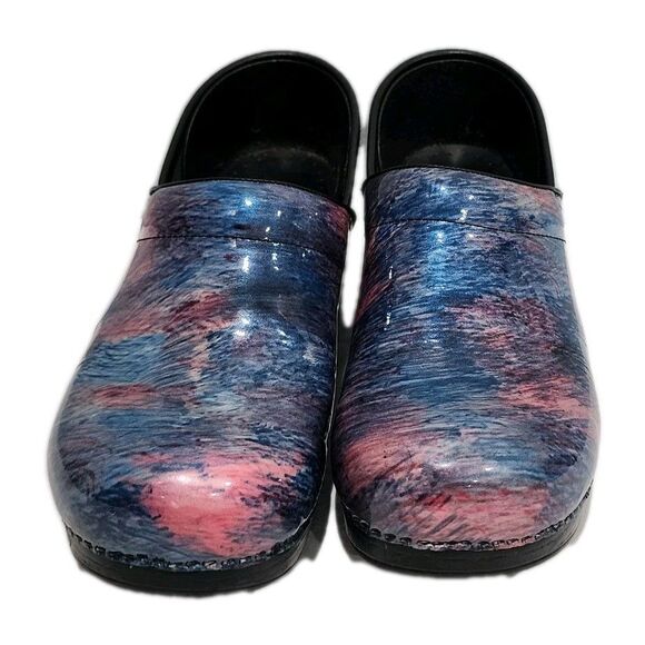 Dansko Shoes - Dansko Size 40 Professional Clogs Nursing Medical Cotton Candy Patent Leather